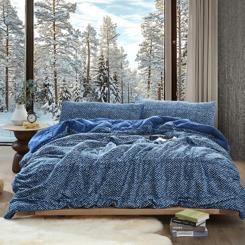 Peak of Cozy - Coma Inducer® Comforter - Navy Mix - King