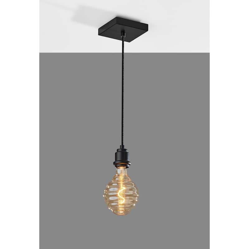 Wren Pendant