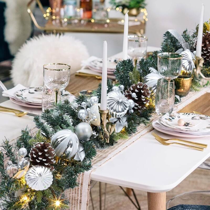 6ft Pre-Lit Artificial Christmas Garland for Home Decor - N/A