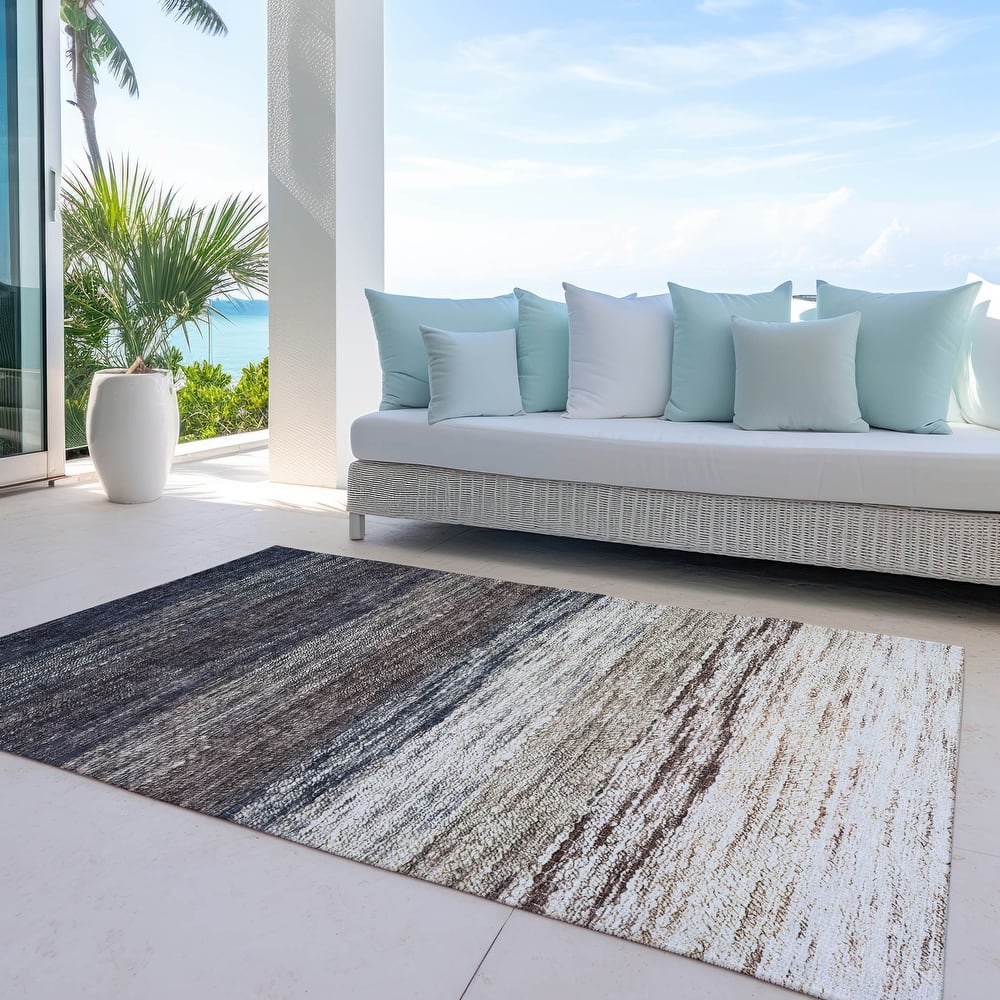 Machine Washable Indoor/ Outdoor Chantille Solid Ombre Rug