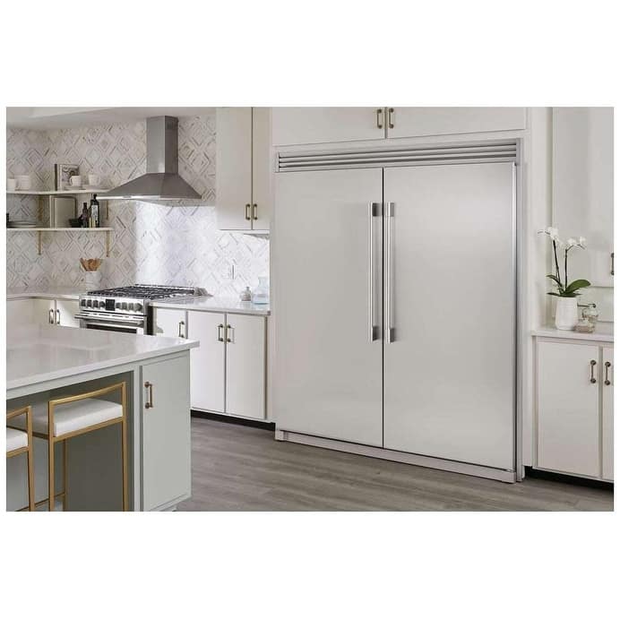Frigidaire PRDF1922A Professional 33" Wide 18.9 Cu. Ft. Free Standing