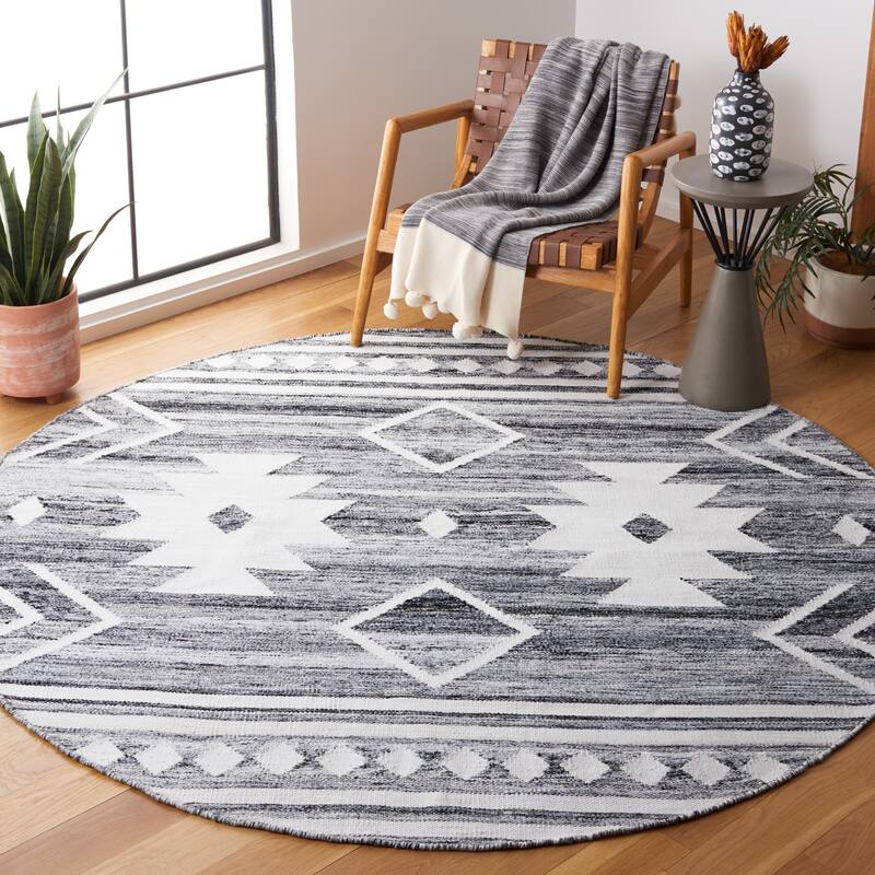 SAFAVIEH Handmade Kilim Apollo Rustic Boho Tribal Rug - 7' Round - Grey/Ivory