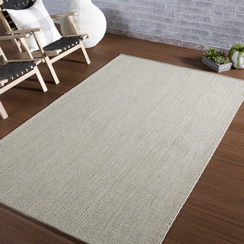 Gravis Indoor/ Outdoor Solid Area Rug