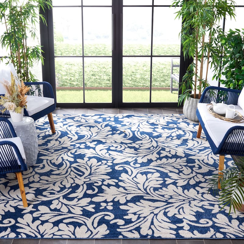 SAFAVIEH Amherst Priscilia Modern Rug