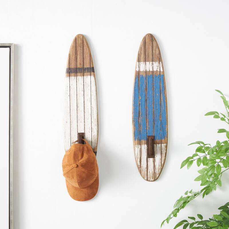 Multi Colored Metal Indoor Outdoor Distressed Oar Shaped 8 Hanger Paddle Wall Hook - White