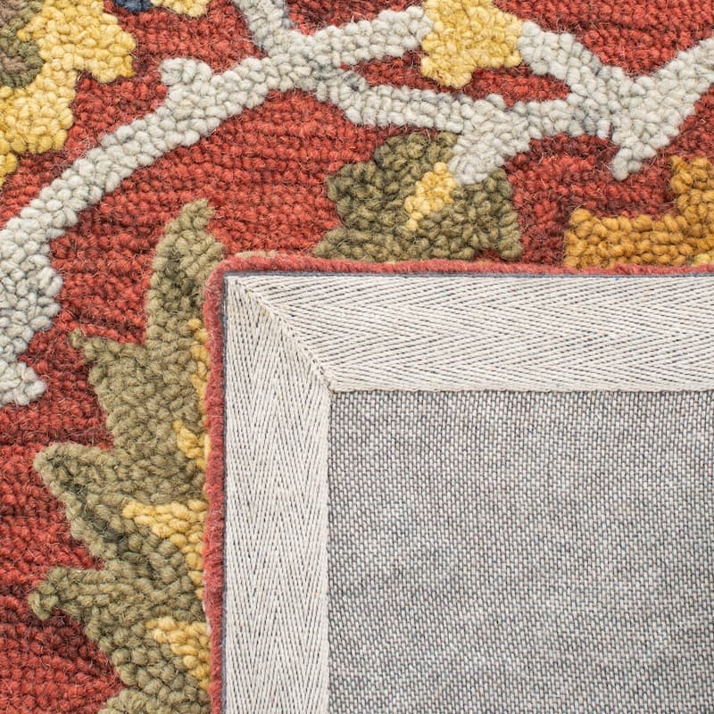 SAFAVIEH Fiorello Handmade Blossom French Country Wool Area Rug