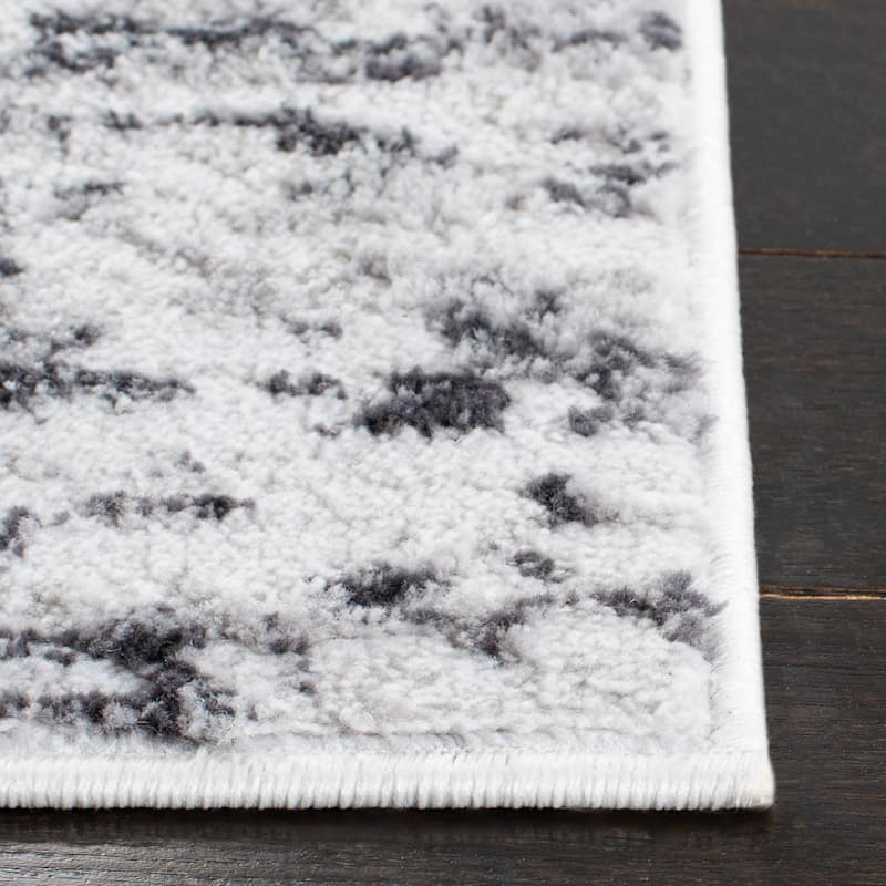 SAFAVIEH Amelia Modern Abstract Rug
