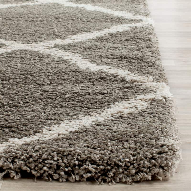 SAFAVIEH Belize Shag Erlgard Rug