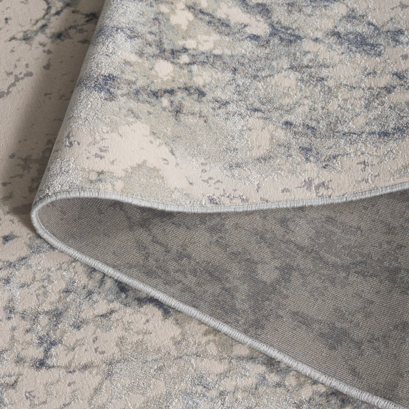 SAFAVIEH Noble Virjinia Viscose Slip Resistant Rug - 5'1" x 7'6"