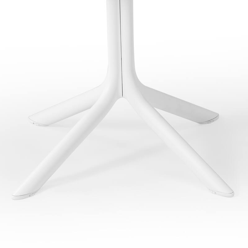 Frond and Form 31.5" Outdoor Square Dining Table