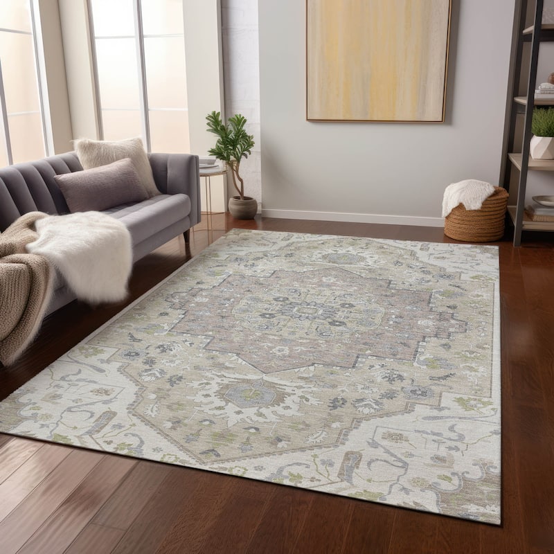 Machine Washable Indoor/ Outdoor Traditional Medallion Chantille Rug - Ivory - 8' x 10'