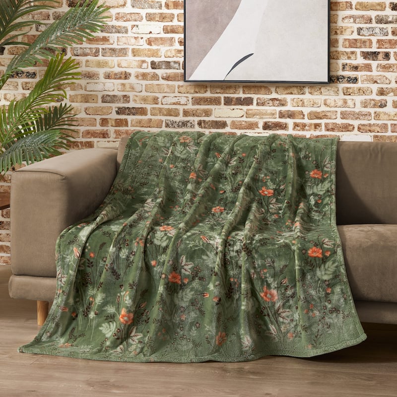 Lucky Brand Wild Flower Blankets Plush - Green - 50"x70"