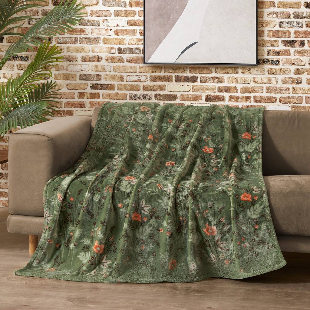 Lucky Brand Wild Flower Blankets Plush
