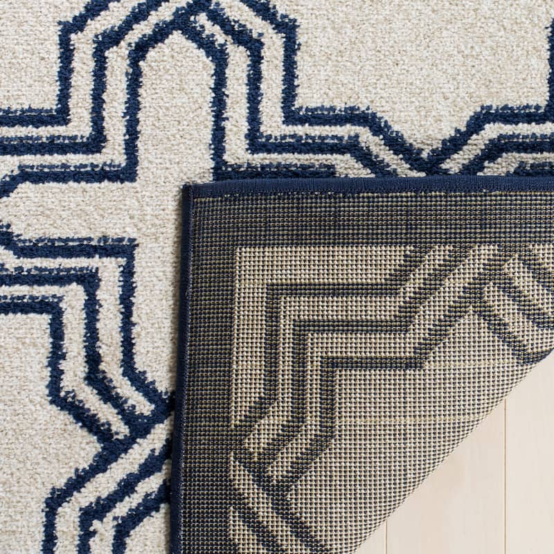 SAFAVIEH Amherst Irini Modern Rug