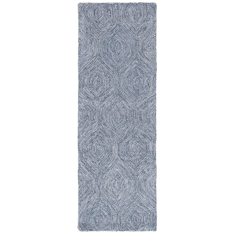 SAFAVIEH Handmade Micro-Loop Bunny Wool Rug