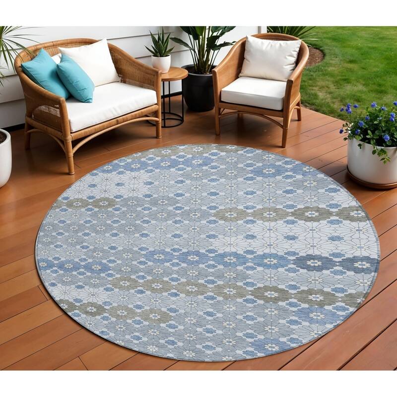 HomeRoots Floral Modern Rectangle Outdoor Rug - 8' Round