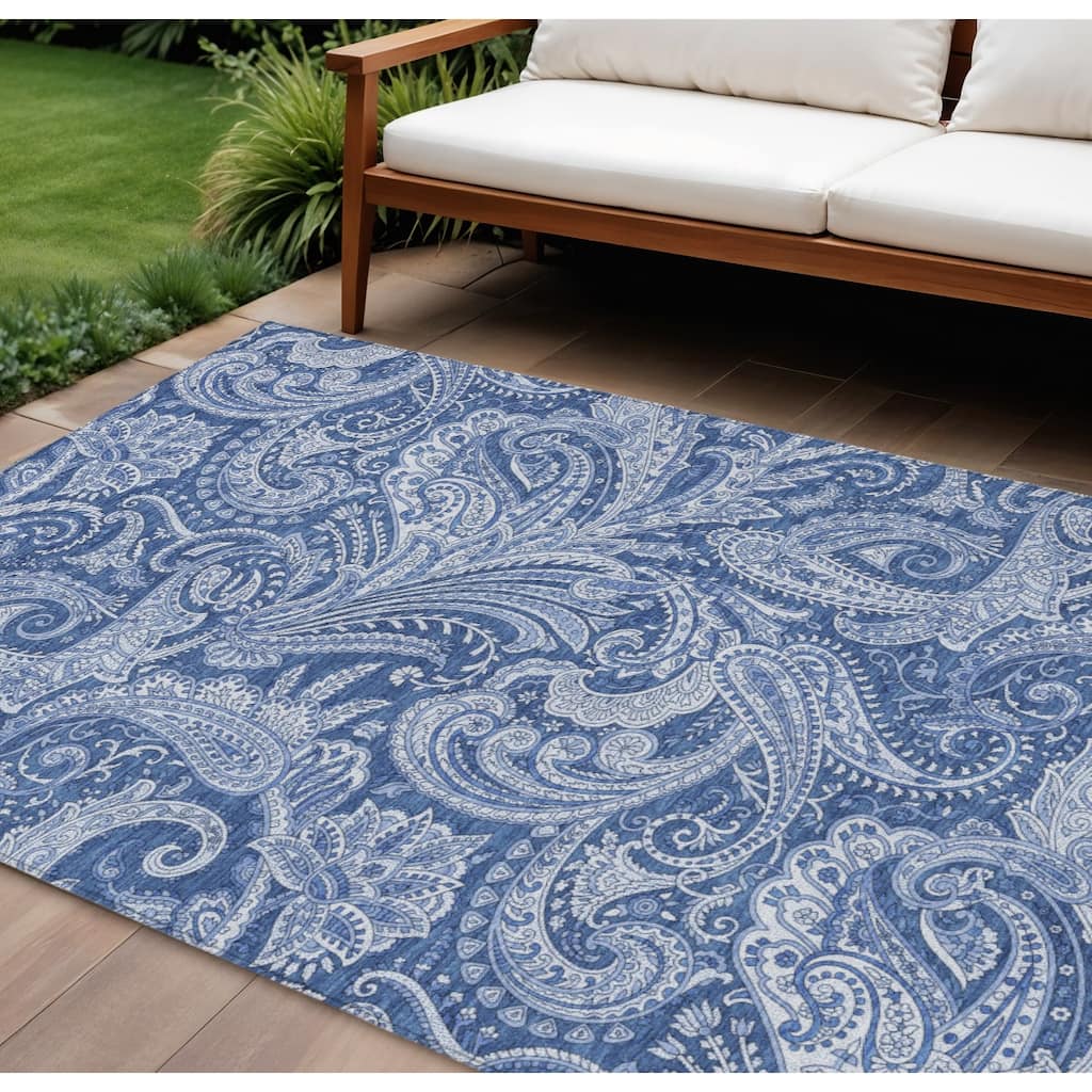 HomeRoots Paisley Transitional Rectangle Outdoor Rug