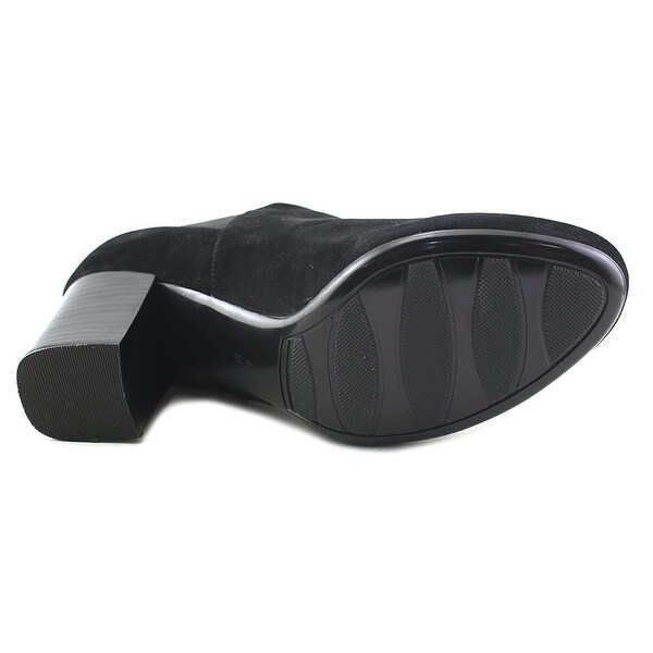 vaneli jonele bootie