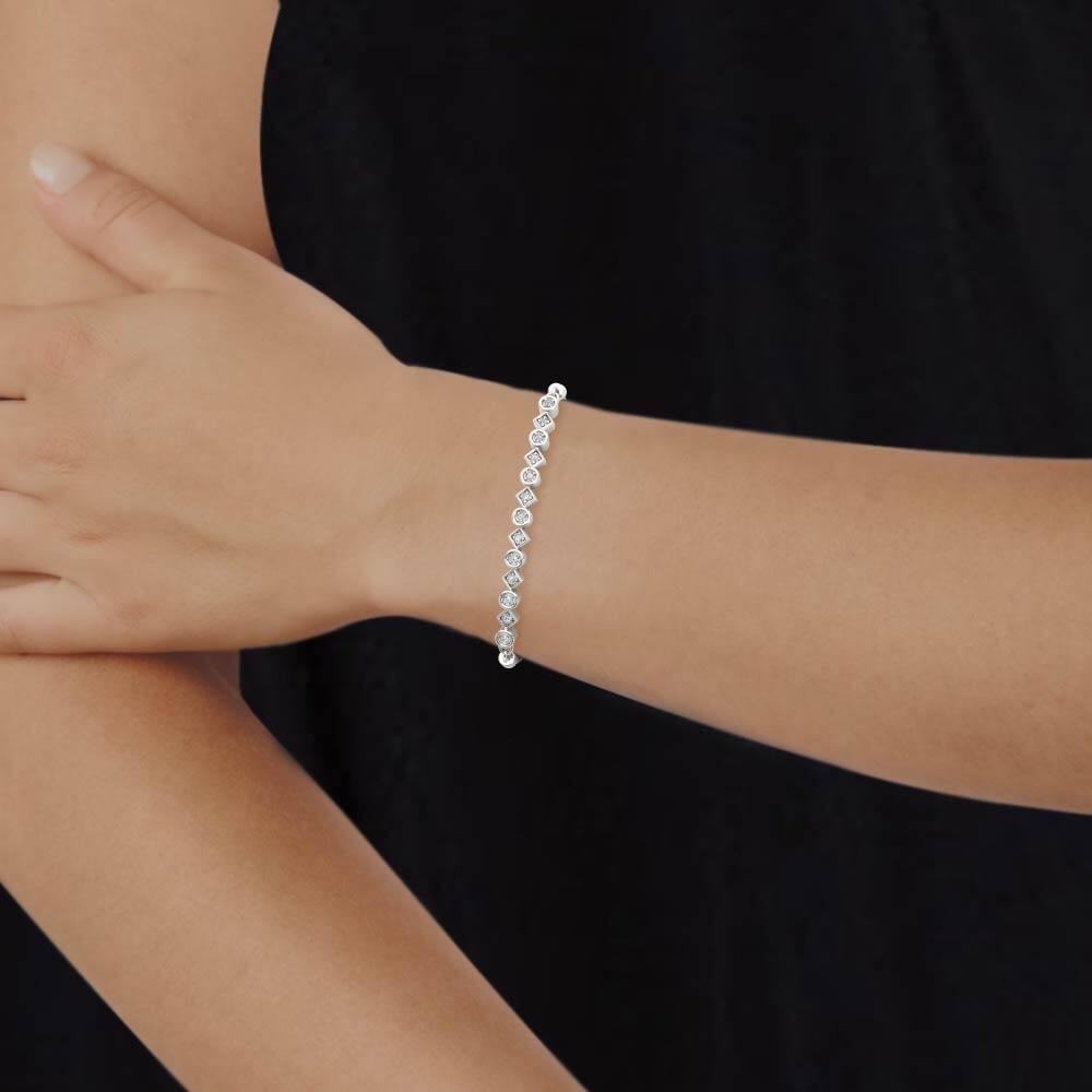 IGI Certified 1/8ct TDW Diamond Bolo Bracelet in Silver for Women