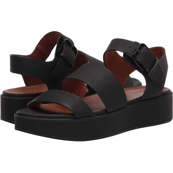 naturalizer brooke sandals