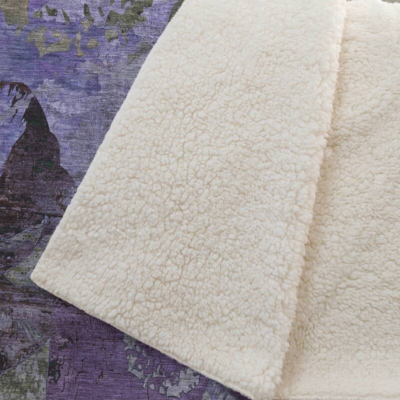 Premium Machine Washable Modern Floral Sherpa Throw Blanket