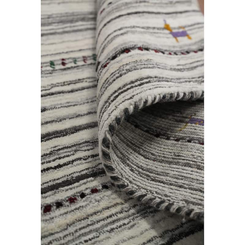 Hand Knotted Oriental 100% Wool Carpet Tribal Animal Pictorial Beige & Ivories Gabbeh Area Rug - 4' 11'' X 3' 0''