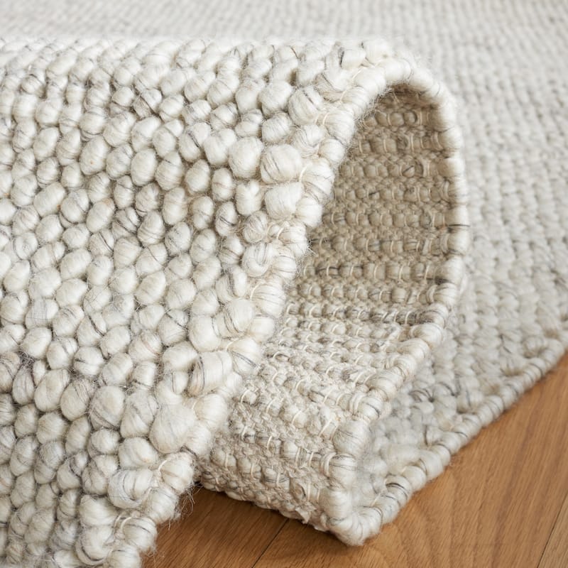 SAFAVIEH Handmade Natura Eduina New Zealand Wool Rug