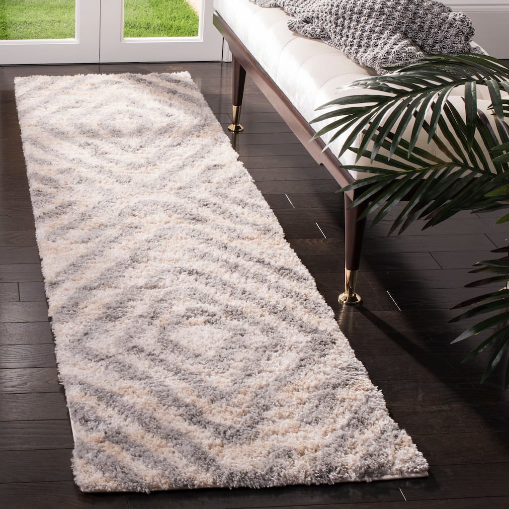 SAFAVIEH Berber Shag Nobuyo Moroccan 1.2-inch Thick Rug - 2' x 8' Runner