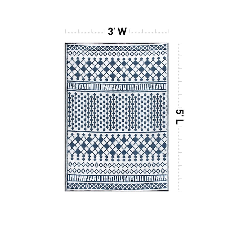 World Rug Gallery Contemporary Bohemian Geometric Reversible Recycled Plastic Outdoor Rugs