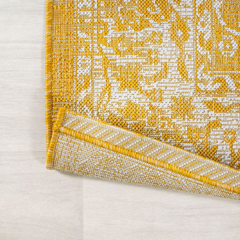 JONATHAN Y Sinjuri Bohemian Textured Weave Floral Indoor/Outdoor Area Rug