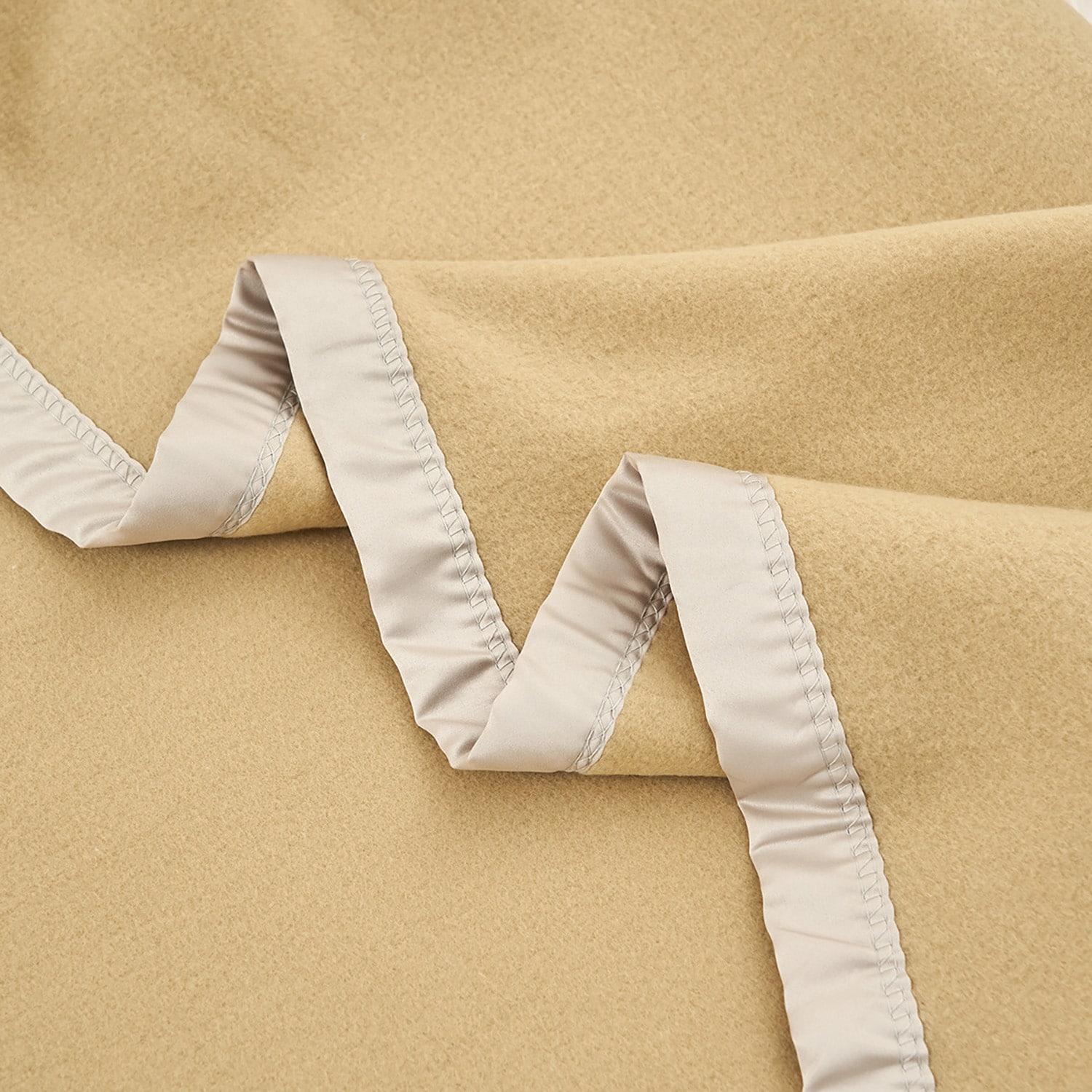 Lightweight Blanket with Satin Trim