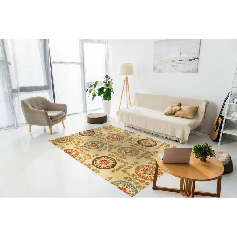 Ivory Transitional Floral Mandana Rug - 5'3" x 7'3"