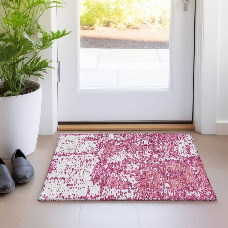 Machine Washable Indoor/ Outdoor Abstract Pixels Chantille Rug