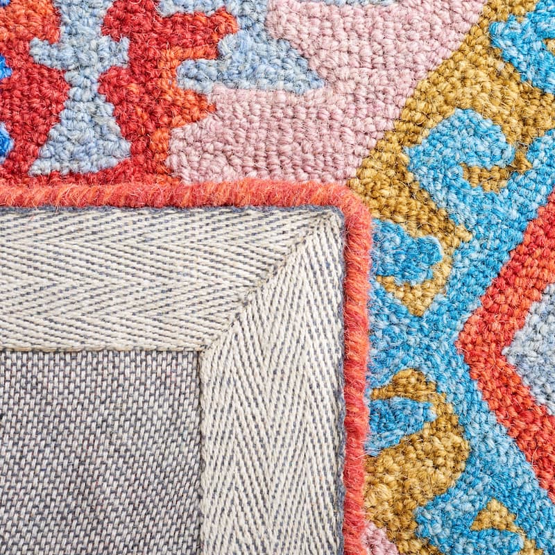 SAFAVIEH Handmade Aspen Þorkatla Boho Tribal Wool Rug
