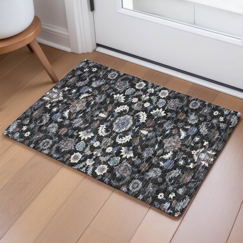Machine Washable Indoor/ Outdoor Traditional Lanelle Chantille Rug