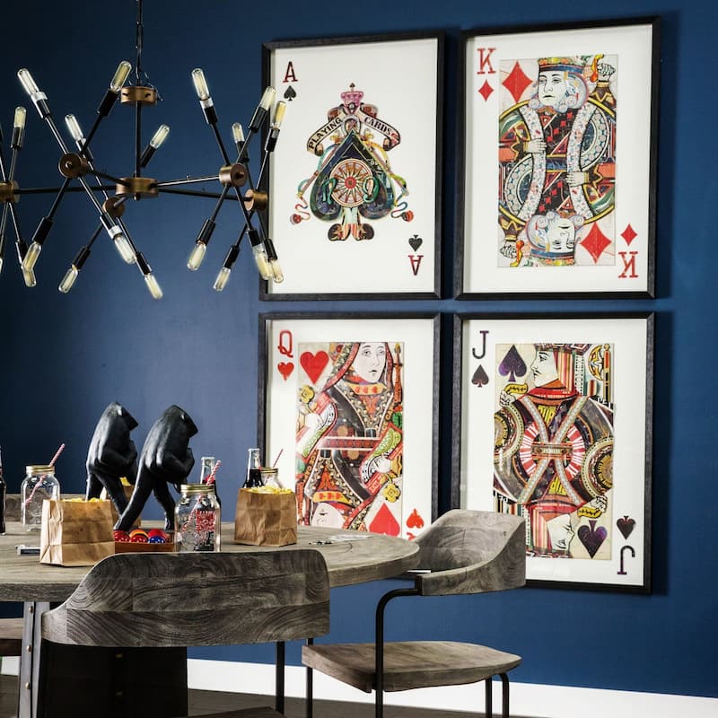 Queen of Hearts II Wall Art - 29.5L x 1.6W x 39.4H