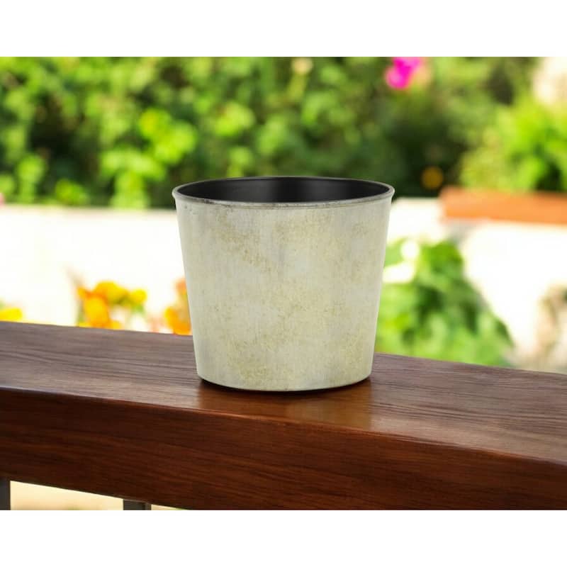 HomeRoots 6" Gray Recycled Plastic Indoor Outdoor Round Pot Planter - Gray