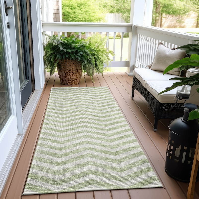 Machine Washable Indoor/ Outdoor Chantille Chevron Stripe Rug - Aloe - 2'3" x 7'6"