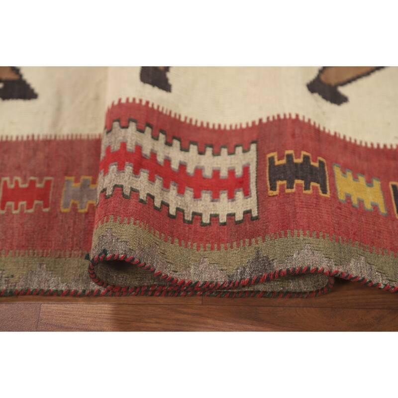 Ivory / Beige Kilim Qashqai Persian Vintage Rug Flatweave Wool Carpet - 3'7" x 6'6"