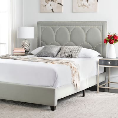 SAFAVIEH Moiriosa Bed