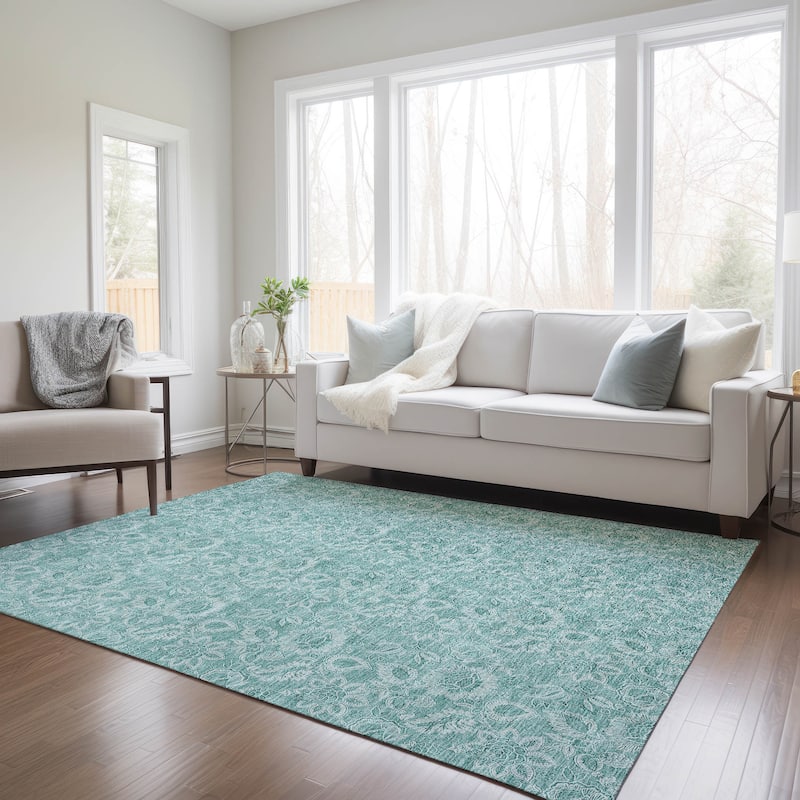 Machine Washable Indoor/ Outdoor Chantille Floral Rug