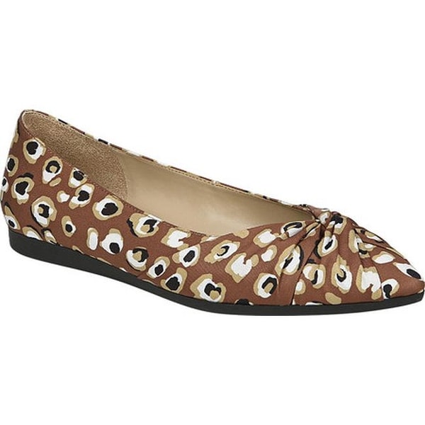 naturalizer leopard print shoes