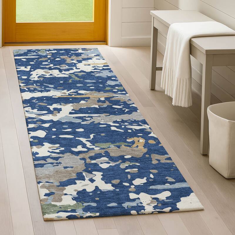 Machine Washable Indoor/ Outdoor Modern Calhan Chantille Rug