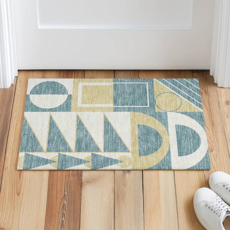 Machine Washable Indoor/ Outdoor Modern Crowley Chantille Rug