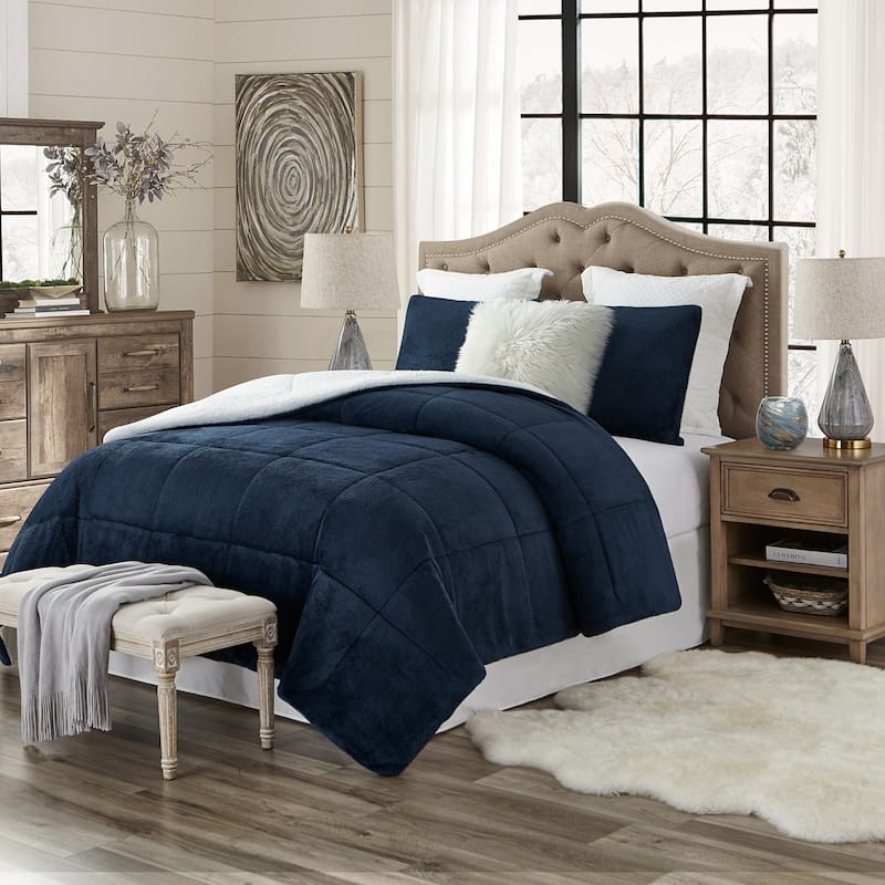 Swift Home Luxurious Reversible High Pile Plush and Sherpa Comforter Set - Navy - King