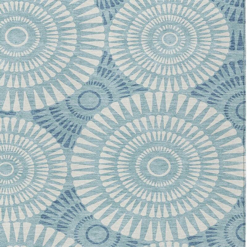 HomeRoots Geometric Transitional Rectangle Outdoor Rug