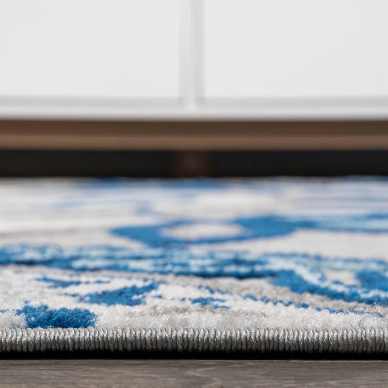JONATHAN Y Gordes Paisley High-Low Indoor/Outdoor Area Rug