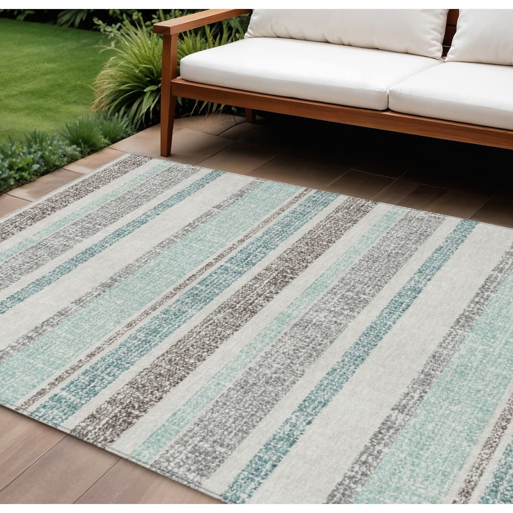 HomeRoots Striped Transitional Rectangle Outdoor Rug