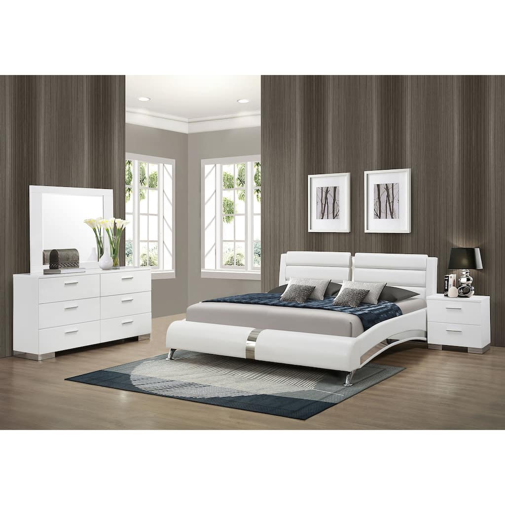 Fillmore White 4-piece Eastern King Bedroom Set