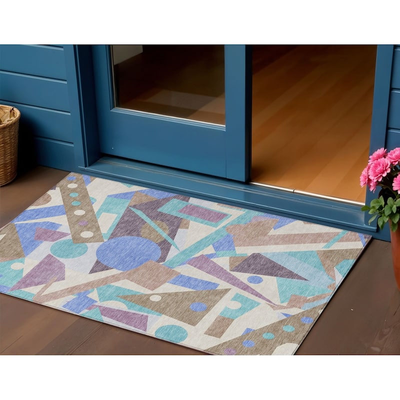 HomeRoots Geometric Modern Rectangle Outdoor Rug - 3' x 5'